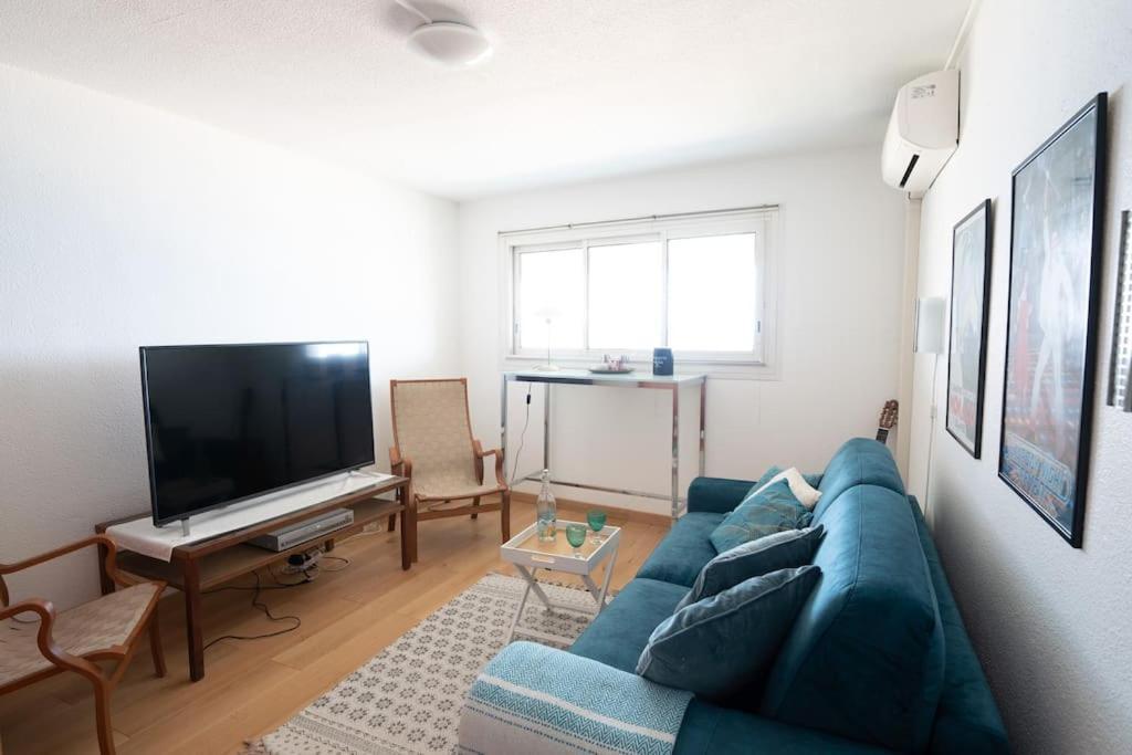 La Prom - A Two Bedroom Apartment With A Sea View Nice Exterior photo